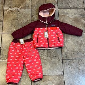 New Patagonia Baby Reversible Tribbles hoody and pants size 2T